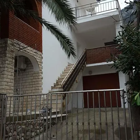 Capitana In Kotor Ferienhaus